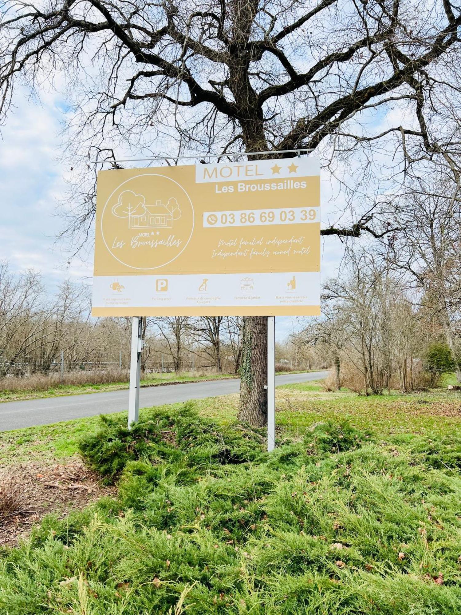 Motel Les Broussailles Mesves-sur-Loire 외부 사진