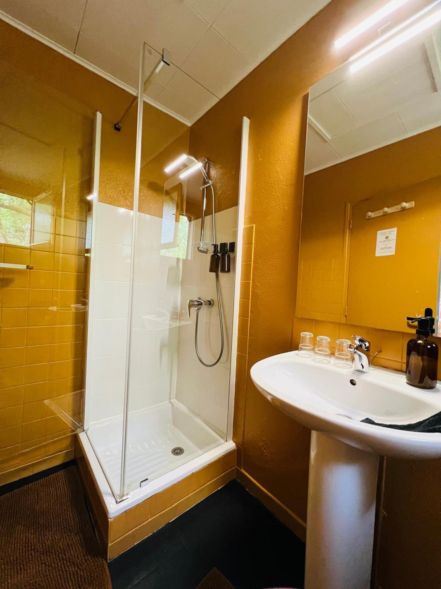 Motel Les Broussailles Mesves-sur-Loire 외부 사진